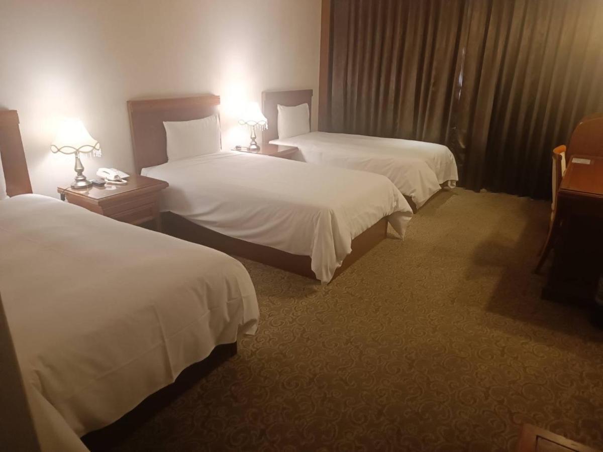 Guide Hotel Zhongli Zhongzheng Таоюань Екстер'єр фото